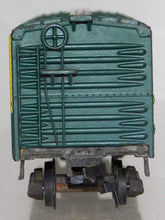 Load image into Gallery viewer, AC Gilbert HO Scale 520 Northwestern Refrigerator Line 1956 CNW Green Yellow