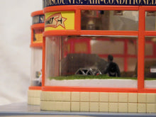 Load image into Gallery viewer, Lionel 6-14133 Hobby Shop Madison Hardware Lights Three Running Layouts! Accessory O