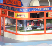 Load image into Gallery viewer, Lionel 6-14133 Hobby Shop Madison Hardware Lights Three Running Layouts! Accessory O