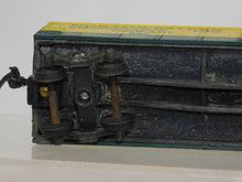 Load image into Gallery viewer, AC Gilbert HO Scale 520 Northwestern Refrigerator Line 1956 CNW Green Yellow