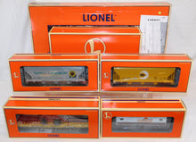 Load image into Gallery viewer, Lionel 6-11983 Farmrail Agriculture Freight Train Set Boxed O gauge GP-7 + freight Cargill C-9