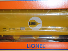 Load image into Gallery viewer, Lionel 6-11983 Farmrail Agriculture Freight Train Set Boxed O gauge GP-7 + freight Cargill C-9