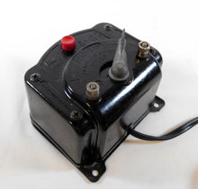 Load image into Gallery viewer, Lionel Trains 1053 transformer 60 watt w/ whistle control new cord 1950s Works clean