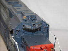 Load image into Gallery viewer, Athearn 8326 Southern Pacific SD40T-2 diesel engine Runs HO Strobe Tunnel Motor