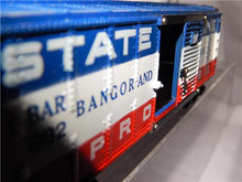 Load image into Gallery viewer, CLEANEST American Flyer 982 Bangor & Aroostoock State of Maine Boxcar BAR w/nibs