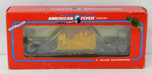 Load image into Gallery viewer, American Flyer 6-48513 CSX Depressed Center Flat Car W/ Yellow Generator S scale