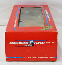 Load image into Gallery viewer, American Flyer 6-48513 CSX Depressed Center Flat Car W/ Yellow Generator S scale