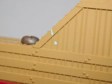 Load image into Gallery viewer, Lionel 3444 Erie Animated chase gondola Cop & Hobo operating car tested Works