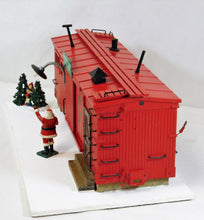 Load image into Gallery viewer, Santa's North Pole Workshop Lights & Smokes G Gauge USA Trains diorama Christmas