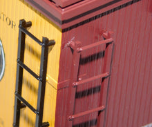 Load image into Gallery viewer, Atlas O 8098-2 Colorado & Southern 40' Wood Reefer #50081 LIMITED RUN C&S Ogauge