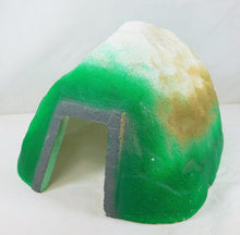 Load image into Gallery viewer, HO SCALE Straight Tunnel Lifelike 433-1304 styrofoam lightweight 1304 train C-6 some wear