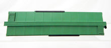 Load image into Gallery viewer, American Flyer 24065 NYC Green Painted Boxcar Pikemaster couplers New York Central