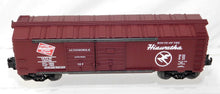 Load image into Gallery viewer, Lionel Trains 6-52163 Hiawatha CMStP&P DD Automobile Boxcar Milwaukee LRRC
