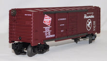 Load image into Gallery viewer, Lionel Trains 6-52163 Hiawatha CMStP&P DD Automobile Boxcar Milwaukee LRRC