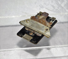 Load image into Gallery viewer, Vintage 50s Lionel Trains 1045C contactor accessory track trip pressure plate C5