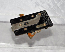 Load image into Gallery viewer, Vintage 50s Lionel Trains 1045C contactor accessory track trip pressure plate C5