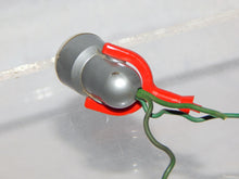 Load image into Gallery viewer, VNTG American Flyer Complte Globe Assy3wire 774 23774 Floodlight Yard Tower PART