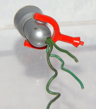 Load image into Gallery viewer, VNTG American Flyer Complte Globe Assy3wire 774 23774 Floodlight Yard Tower PART