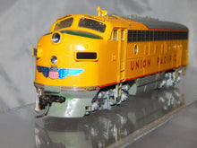 Load image into Gallery viewer, KATO HO scale Union Pacific EMD F3-A Diesel Locomotive diesel UP no# long Japan