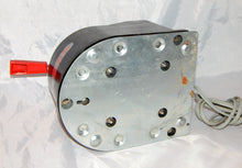 Load image into Gallery viewer, American Flyer 16B 175 watt transformer Deadman Handle AC Serviced Clean 1954-56