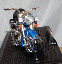 Load image into Gallery viewer, MATCHBOX 7330 HARLEY DAVIDSON ElectraGlide 1/15 Scale w/ Display Stand Sp Ed