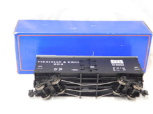 Load image into Gallery viewer, USA Trains #404 Virginian & Ohio Woodside Refrigerator Car NMRA Legends V&O G
