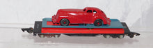 Load image into Gallery viewer, American Flyer 715 Unloading flat car w/ RED Manoil Coupe 1948 Works Operating S