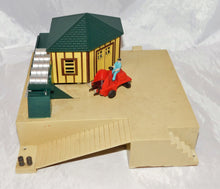 Load image into Gallery viewer, American Flyer 779 Automatic Operating Oil Drum Loader accessory O/S BOXED works