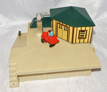 Load image into Gallery viewer, American Flyer 779 Automatic Operating Oil Drum Loader accessory O/S BOXED works