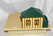 Load image into Gallery viewer, American Flyer 779 Automatic Operating Oil Drum Loader accessory O/S BOXED works