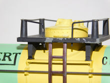 Load image into Gallery viewer, American Flyer 910 Gilbert Chemicals Tank car diecast frame 1954 C-7+ CLEAN