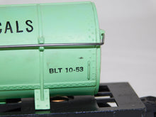 Load image into Gallery viewer, American Flyer 910 Gilbert Chemicals Tank car diecast frame 1954 C-7+ CLEAN