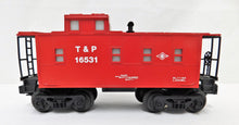Load image into Gallery viewer, Lionel 6-16531 Texas & Pacific Caboose Square Window Lighted Interior T&P tradit
