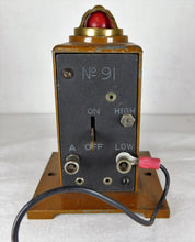 Load image into Gallery viewer, Lionel #91 Prewar Circuit Breaker Die Cast Lightd 1930-1942 Standard Gauge CLEAN