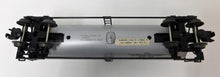 Load image into Gallery viewer, Lionel 6-17910 Sunoco Tank Car Oil Gas Petroleum Standard O Gauge Silver Unibody