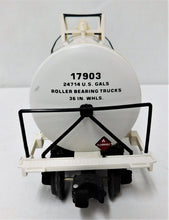 Load image into Gallery viewer, Lionel 6-17903 Conoco Tank Car Oil Gas Petroleum O Gauge White Unibody Trains