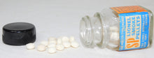 Load image into Gallery viewer, Lionel SP Smoke Pellets bottle FULL 50 tablets scarcer Blue label Vintage 1950s