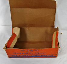 Load image into Gallery viewer, Lionel 1640-100 BOXED Accessories for 1960 Presidential Special 1640W banners +
