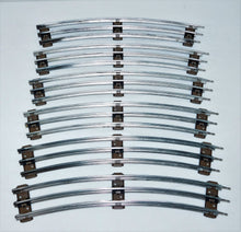 Load image into Gallery viewer, Lionel 6-65049 wide radius 027 gauge track 42" diameter curve 6pcs half Circle