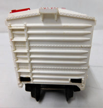 Load image into Gallery viewer, Lionel 6-9408 Circus Bi-Level Stock Car White in box cattle 1978 uncatalogued O