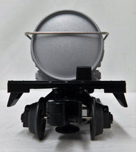 Load image into Gallery viewer, Lionel 6-26189 NYC Tank Car New York Central 6042 Silver Single Dome Rail Train