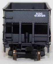 Load image into Gallery viewer, Atlas 1860 Two Bay Offset Side Hopper RDG #63928 Boxed HO Scale Reading NOS C-9