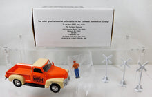 Load image into Gallery viewer, Lionel Diecast Chevrolet C3100 Truck +3 crossings, metal figure Eastwood Road De