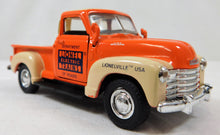 Load image into Gallery viewer, Lionel Diecast Chevrolet C3100 Truck +3 crossings, metal figure Eastwood Road De
