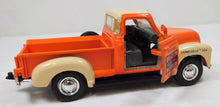 Load image into Gallery viewer, Lionel Diecast Chevrolet C3100 Truck +3 crossings, metal figure Eastwood Road De
