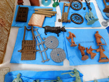 Load image into Gallery viewer, BARZSO Adventures of ZORRO Playset Hacienda / Courtyard 2009 54mm Boxed Big Set