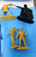 Load image into Gallery viewer, BARZSO Adventures of ZORRO Playset Hacienda / Courtyard 2009 54mm Boxed Big Set