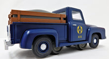 Load image into Gallery viewer, Lionel 6-39532 Blue 1955 Pick Up Truck TMCC or CONVENTIONAL Santa Fe #101 MOW