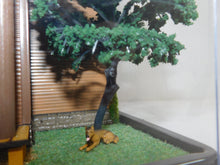 Load image into Gallery viewer, Menards O Gauge Cripple Creek General Store #279-8306 Lights Figures Layout C10