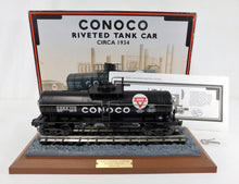 Load image into Gallery viewer, K-Line K-639104 Conoco Tank Car train Bank Special Ed diecast sprung trucks 1/48